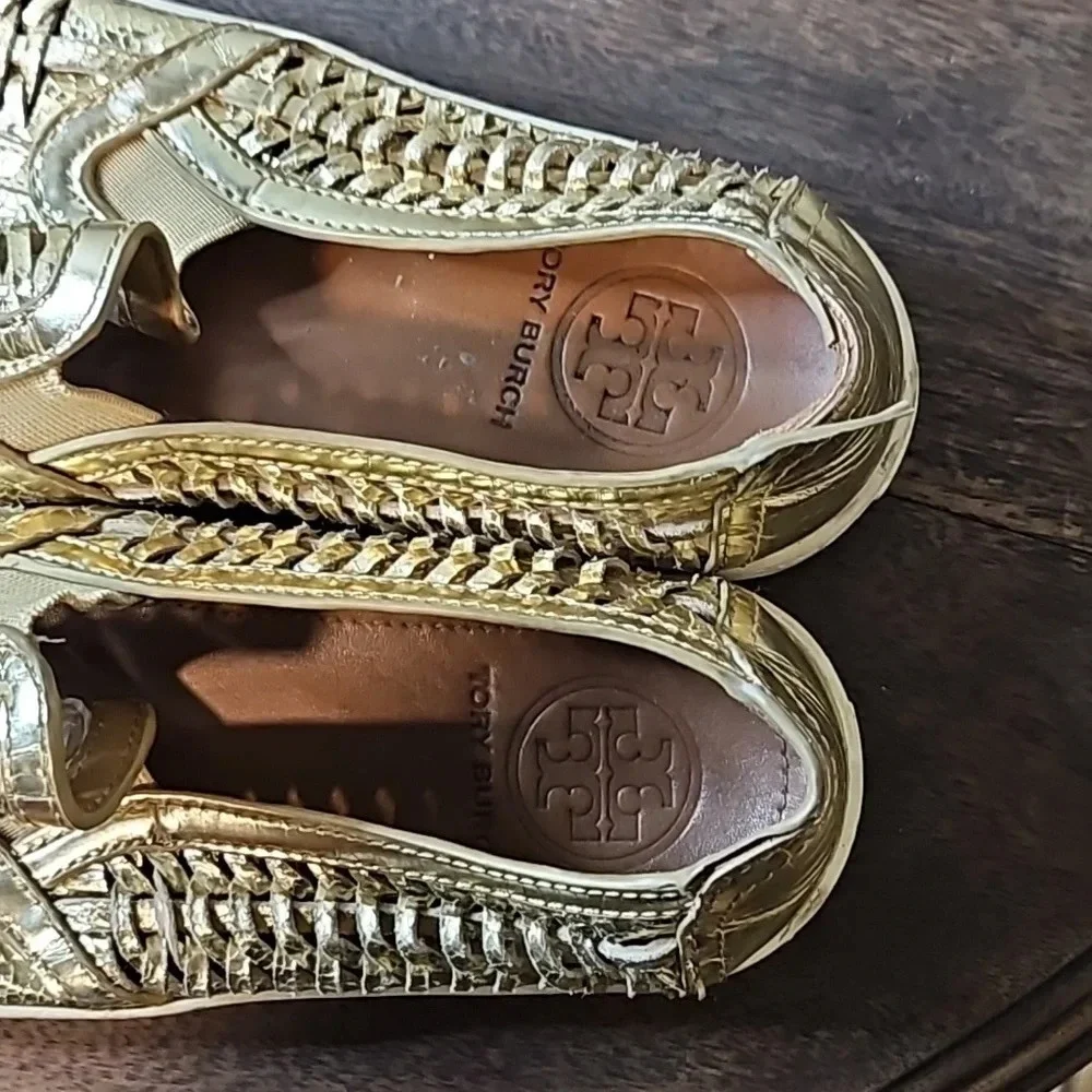 Tory Burch Gold Loafers‎